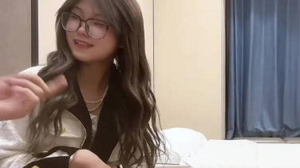 网约首次下海的邻家精神小妹-田伯光